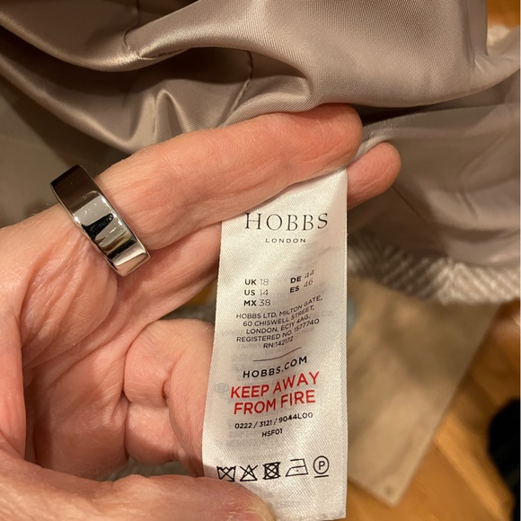 Like new Hobbs London short coat - Picture 7 of 8